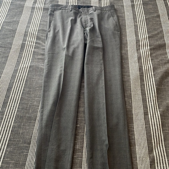 Kenneth Cole reaction slacks - Picture 2 of 3